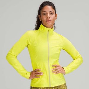 Lululemon Fast and Free Windbreaker NWT size 6 Color: Yellow Serpentine